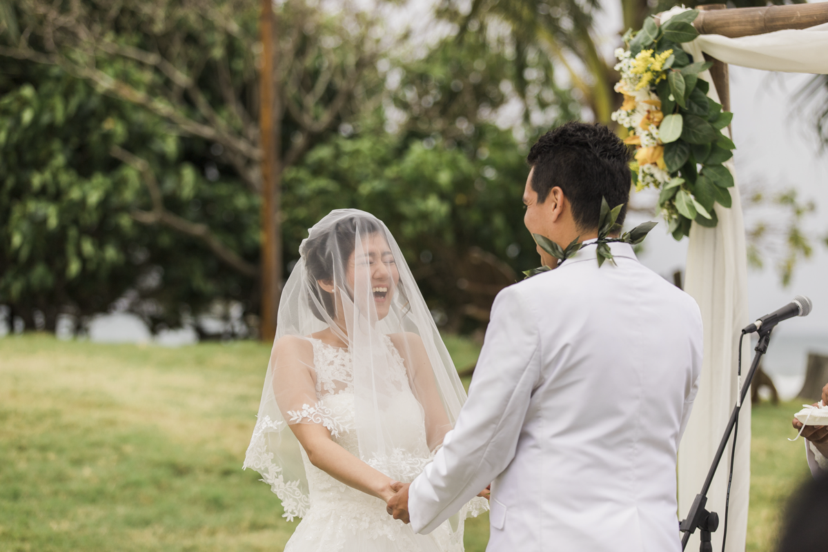 wedding photographers in oahu