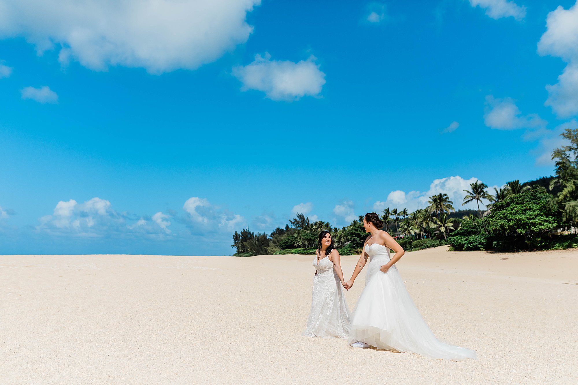 wedding on the beach in hawaii