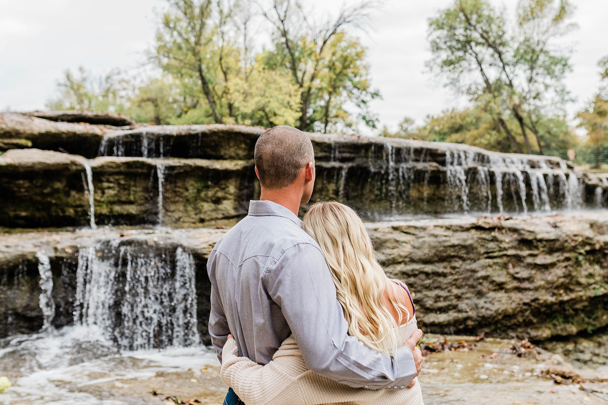 couples portraits at airfield falls