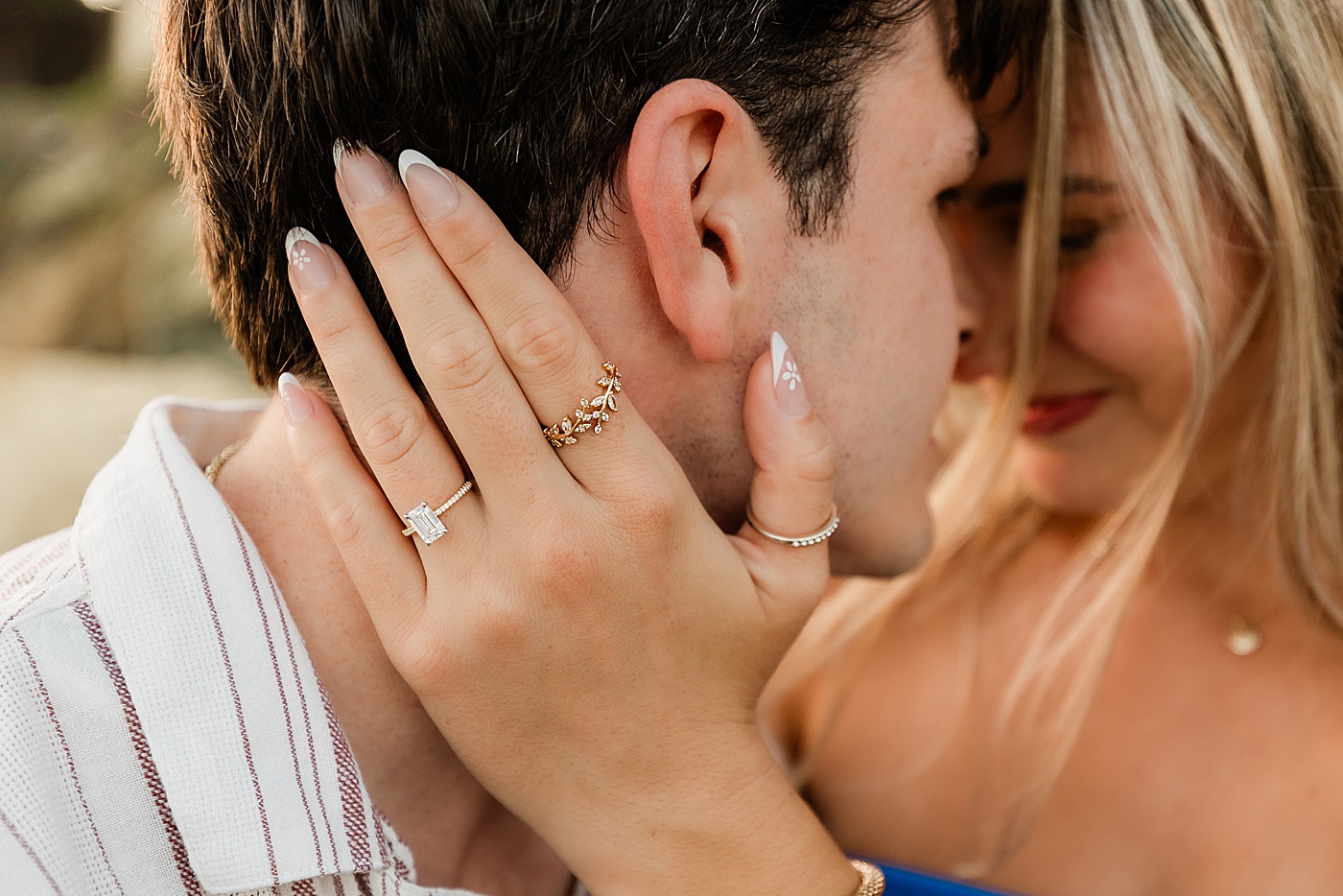 Heisler Park engagement photos.