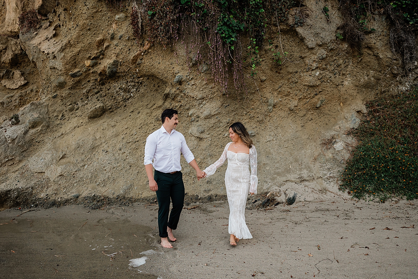 Bride and groom elopement in Laguna Beach.