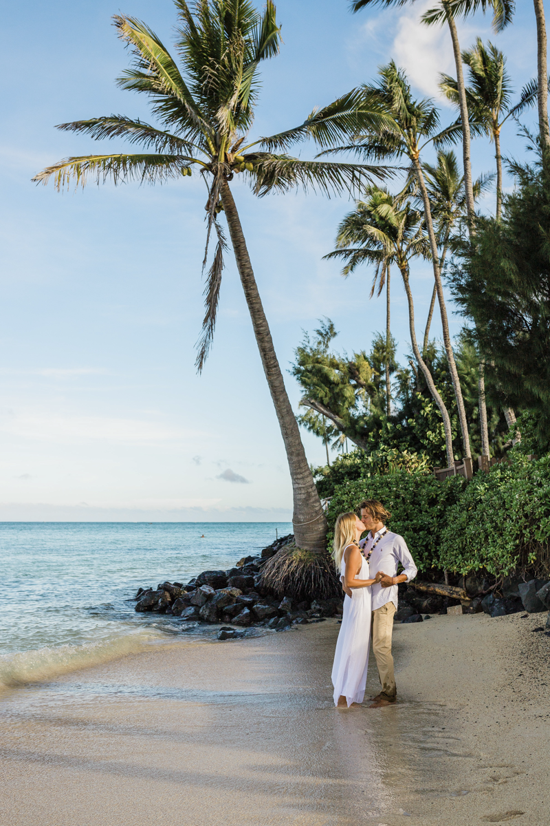 hawaii elopement photographer