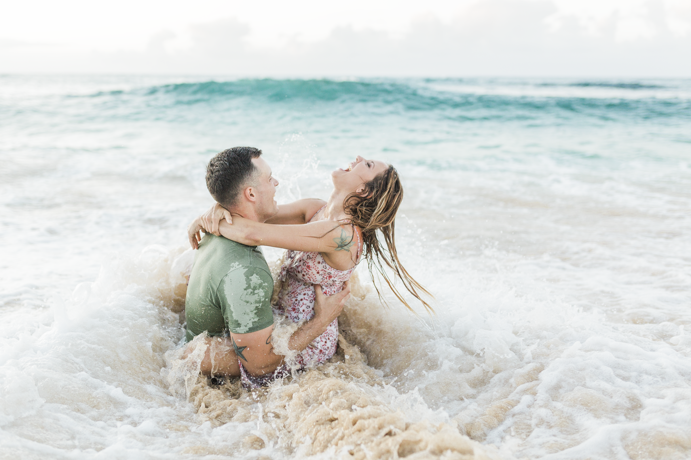 couples portraits in hawaii