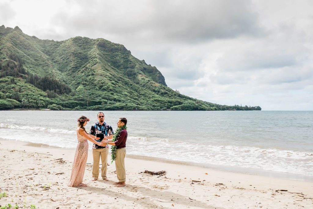 Hawaii Adventure Photographer | Breanna + Brian - chelseastratso.com