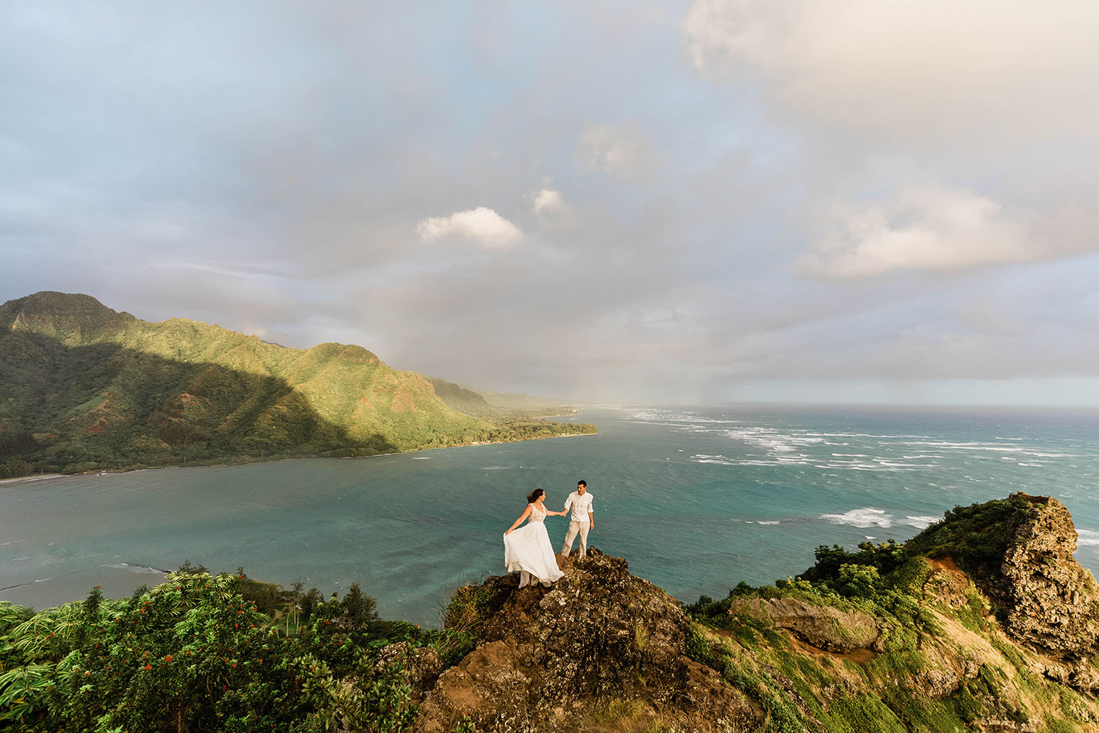 adventure elopement hawaii